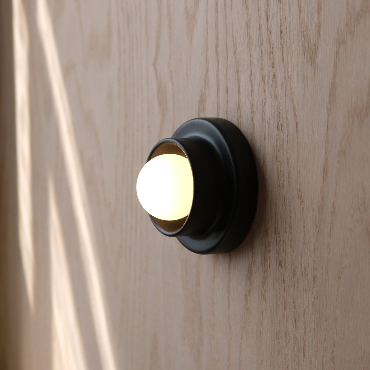 Q Sconce - Handcrafted Ceramic Light Fixture