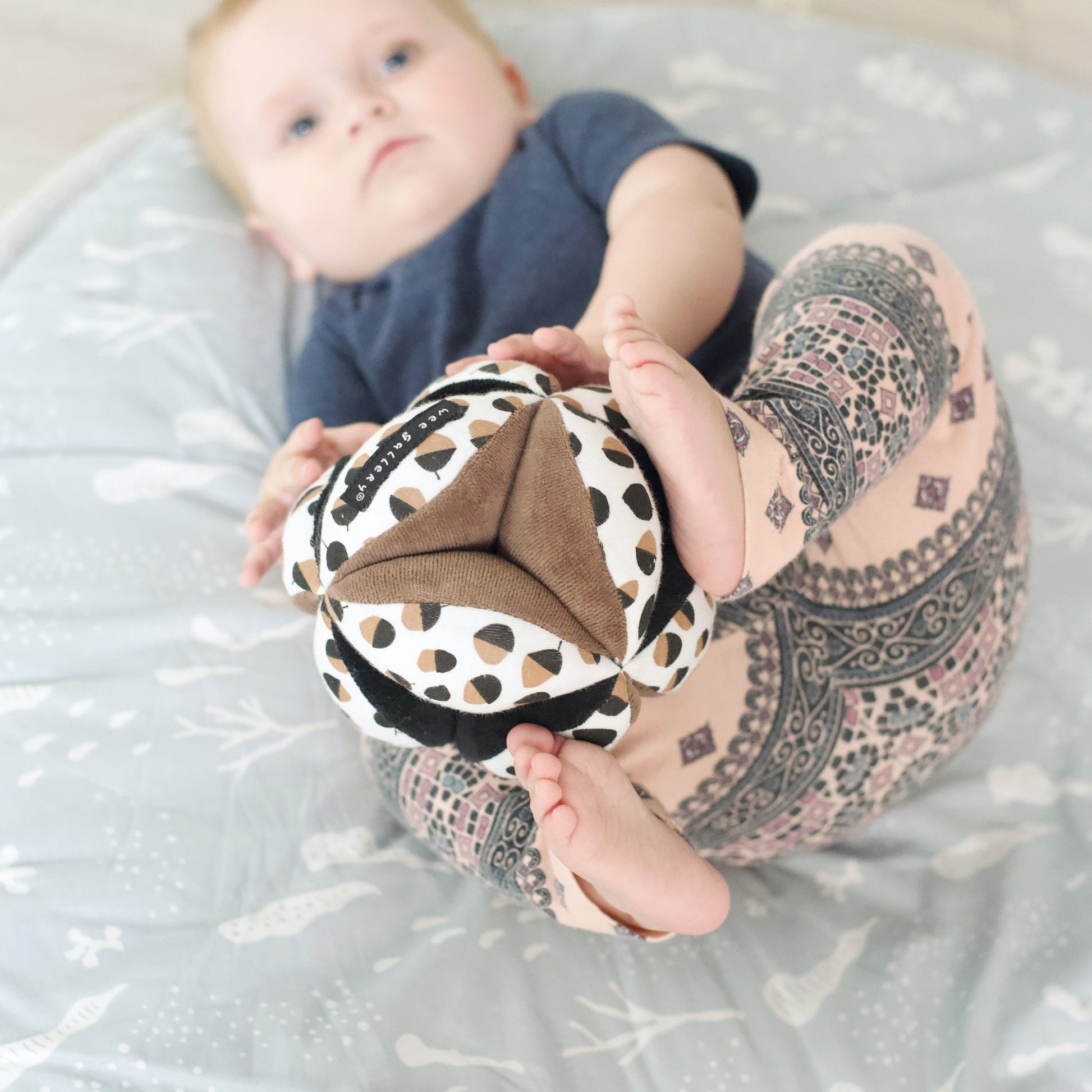 Montessori Clutch Ball For Baby - Acorns