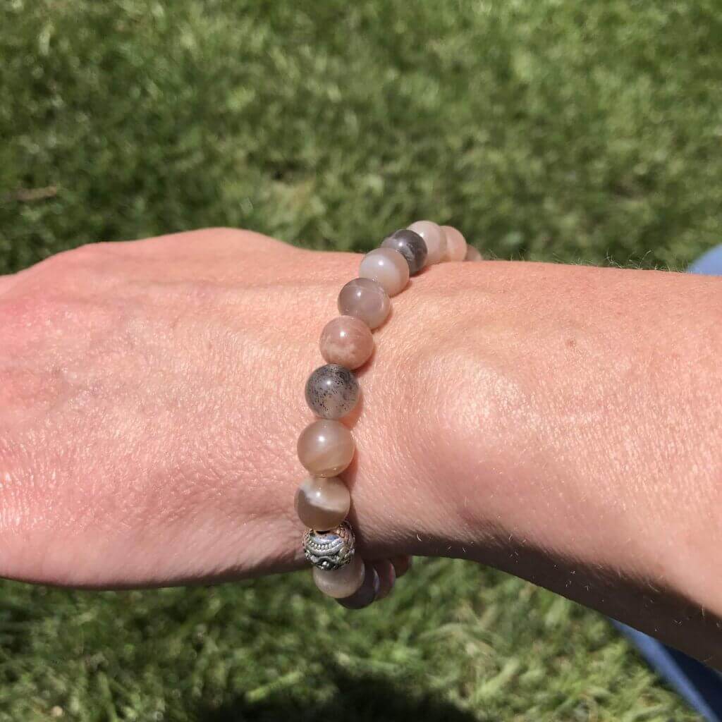 Moonstone Bead Bracelet This bracelet is made with high-quality Moonstone beads which bring inner growth to the wearer. Zodiac Sign: Gemini. Chakras: Sacral, Third Eye, and Crown. Handmade with authentic crystals & gemstones in Minneapolis, MN.